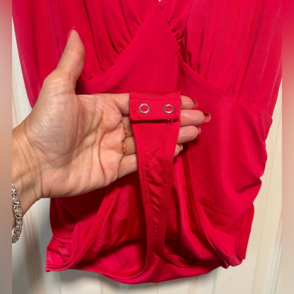 NWT EXPRESS Body Contour Collection Sculpting Bodysuit - Picture 3 of 7